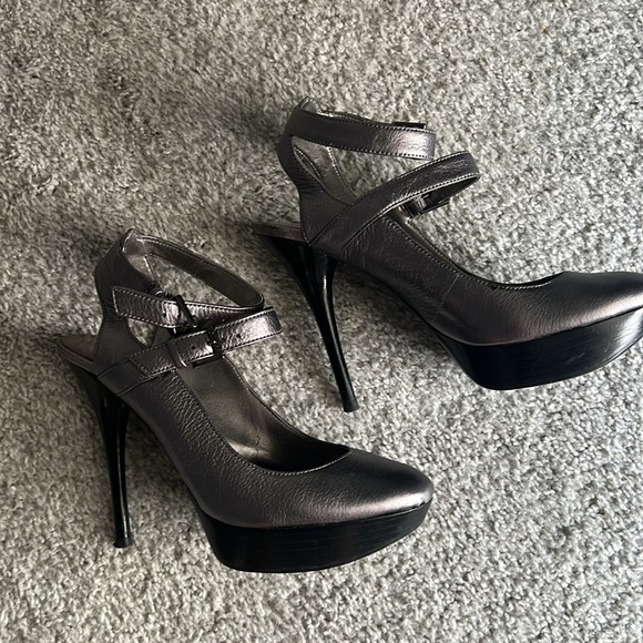 Guess platform pumps - Picture 3 of 8